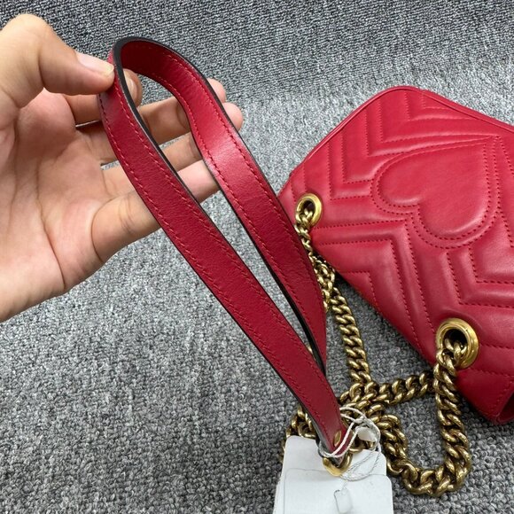 Gucci Red Quilted Leather GG Marmont Matelasse Mini Bag 799-071125 - Picture 6 of 16